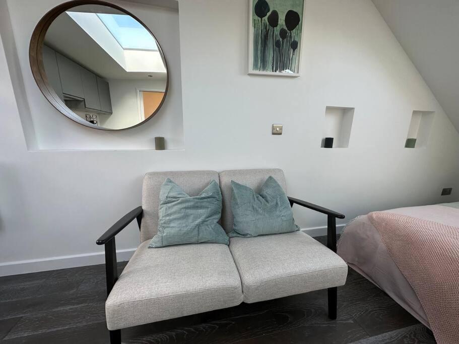 لندن Lovely New Decor Studio - 4 The Southwell المظهر الخارجي الصورة